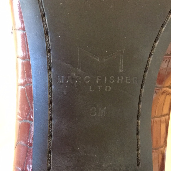 MARC FISHER \